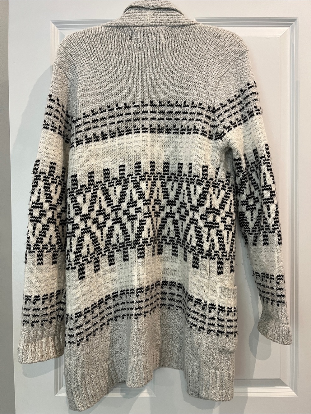 cupcakes & cashmere Cream and Black Patterned Open-Front Cardigan - Picture 3 of 3
